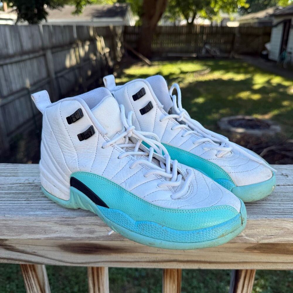 Air Jordan 12 Retro GS Light Aqua White & Turquoise High Top Sneakers 6.5Y